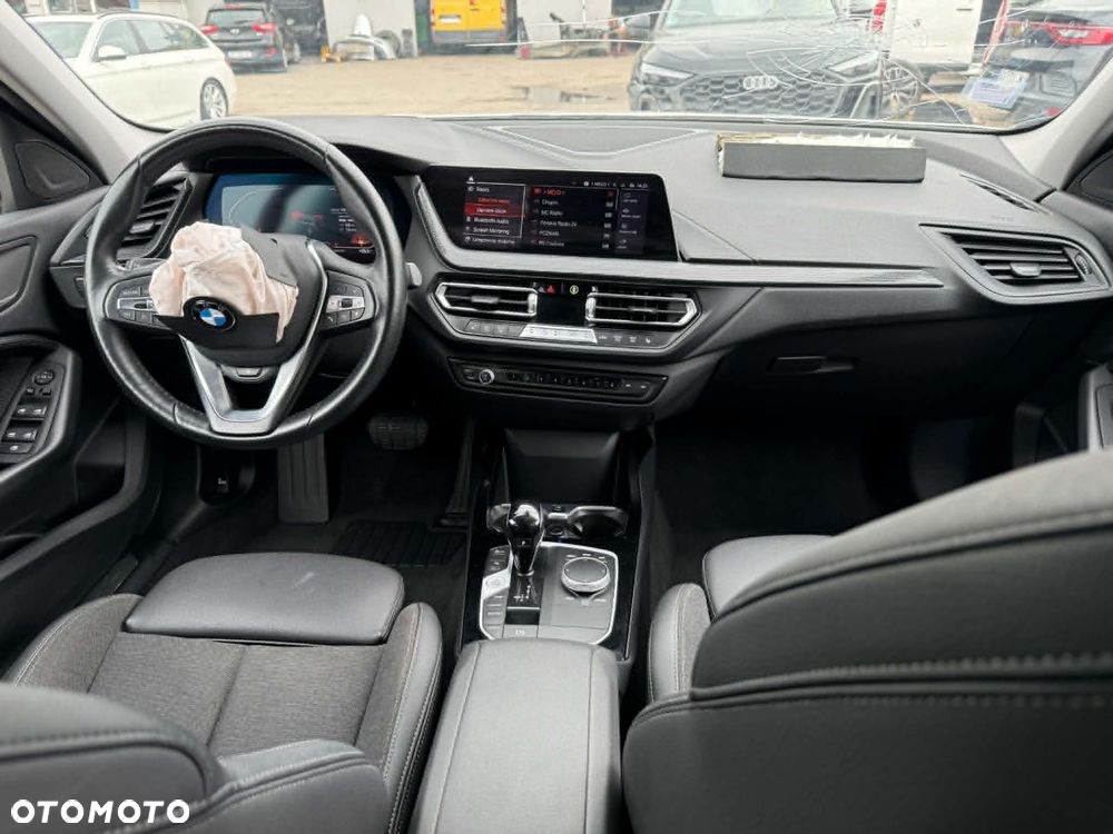 BMW Seria 1 120d - 10