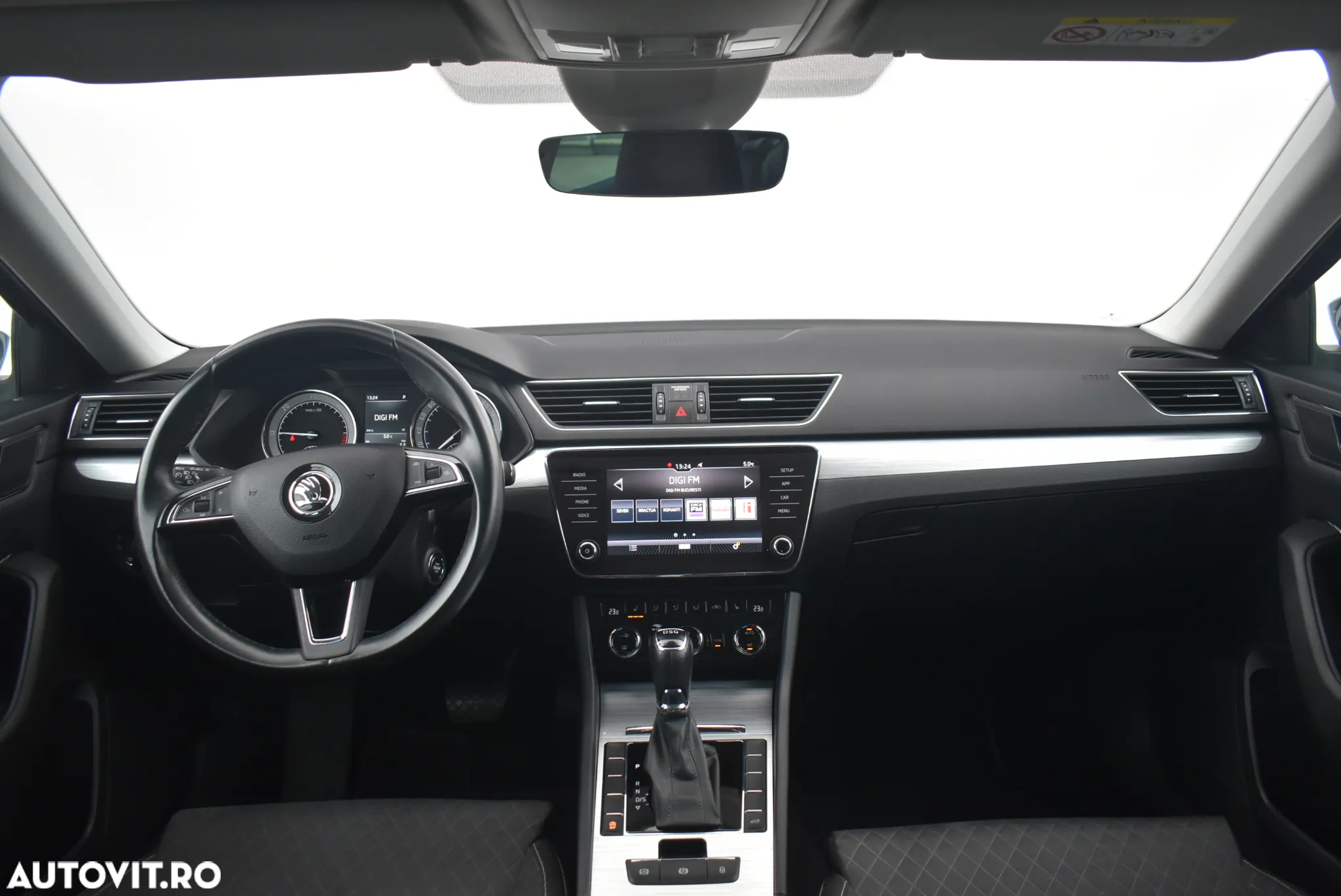 Skoda Superb 2.0 TDI DSG Ambition - 5