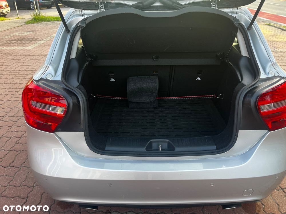 Mercedes-Benz Klasa A 180 (BlueEFFICIENCY) - 13