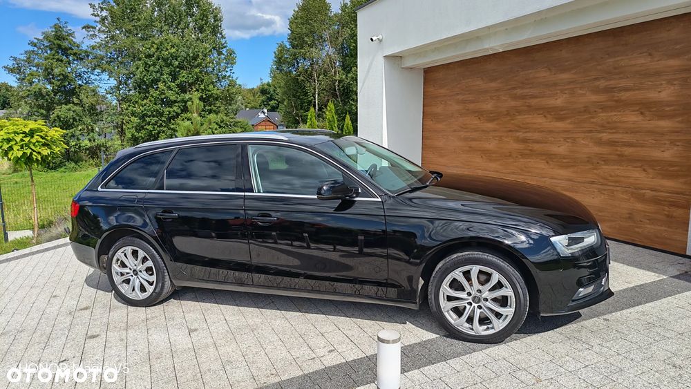 Audi A4 Avant 2.0 TDI DPF multitronic S line Sportpaket - 20