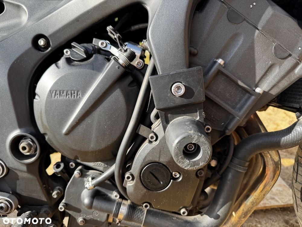 Yamaha FZ6 - 8