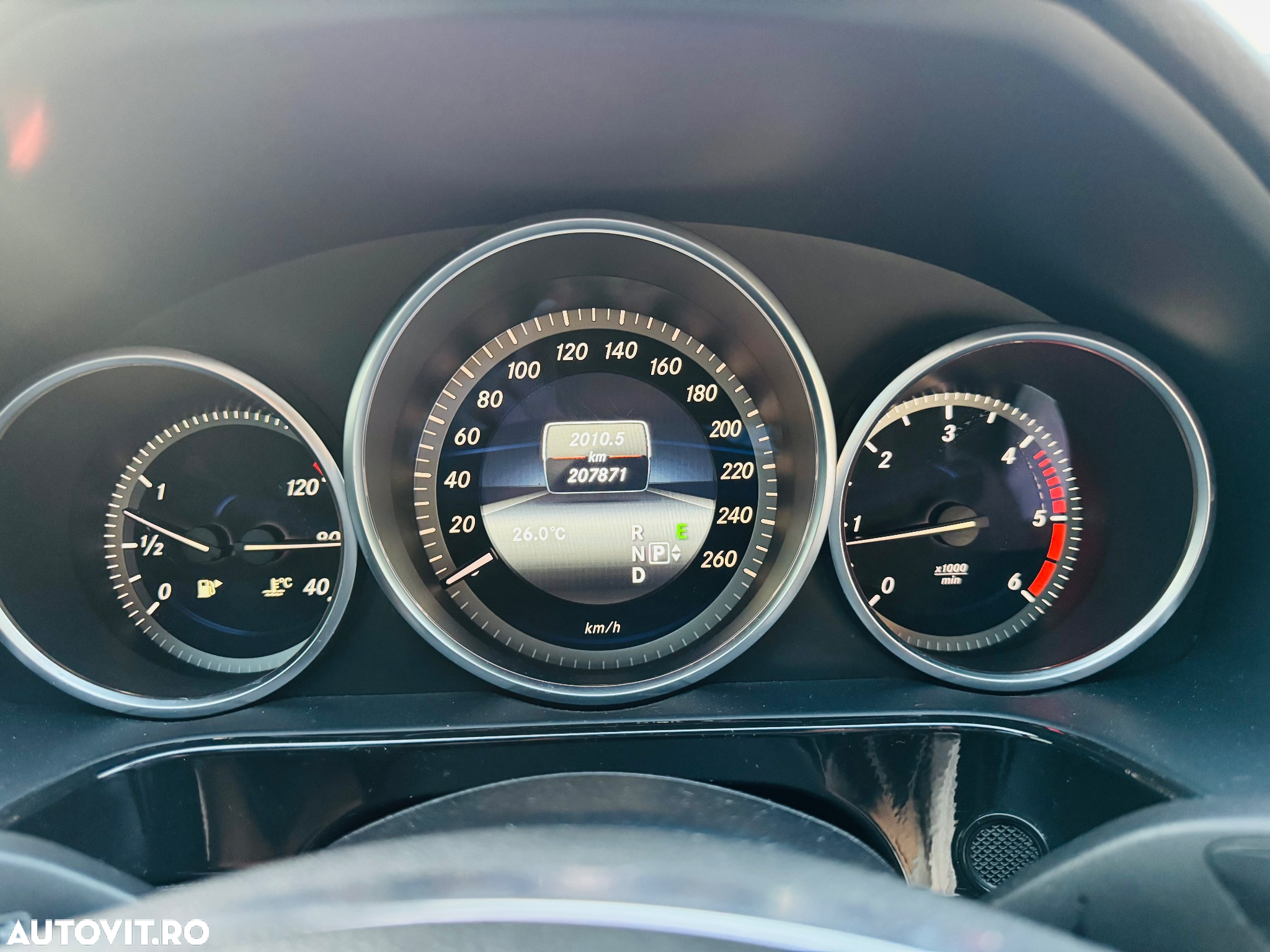 Mercedes-Benz E 200 BlueTEC 7G-TRONIC - 12