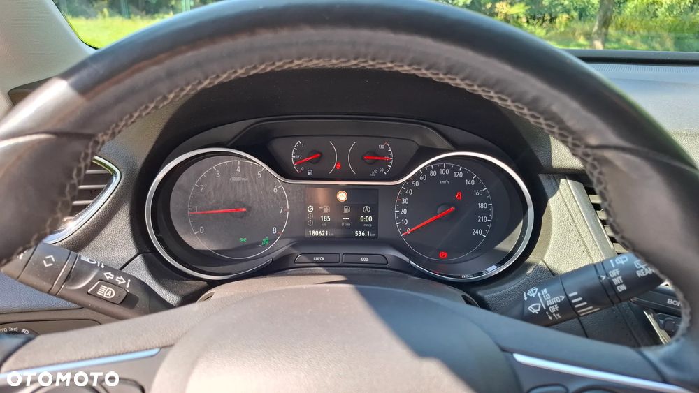 Opel Grandland X 1.2 T Elite S&S - 9