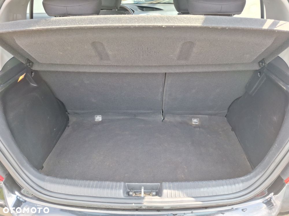 Hyundai i20 - 32