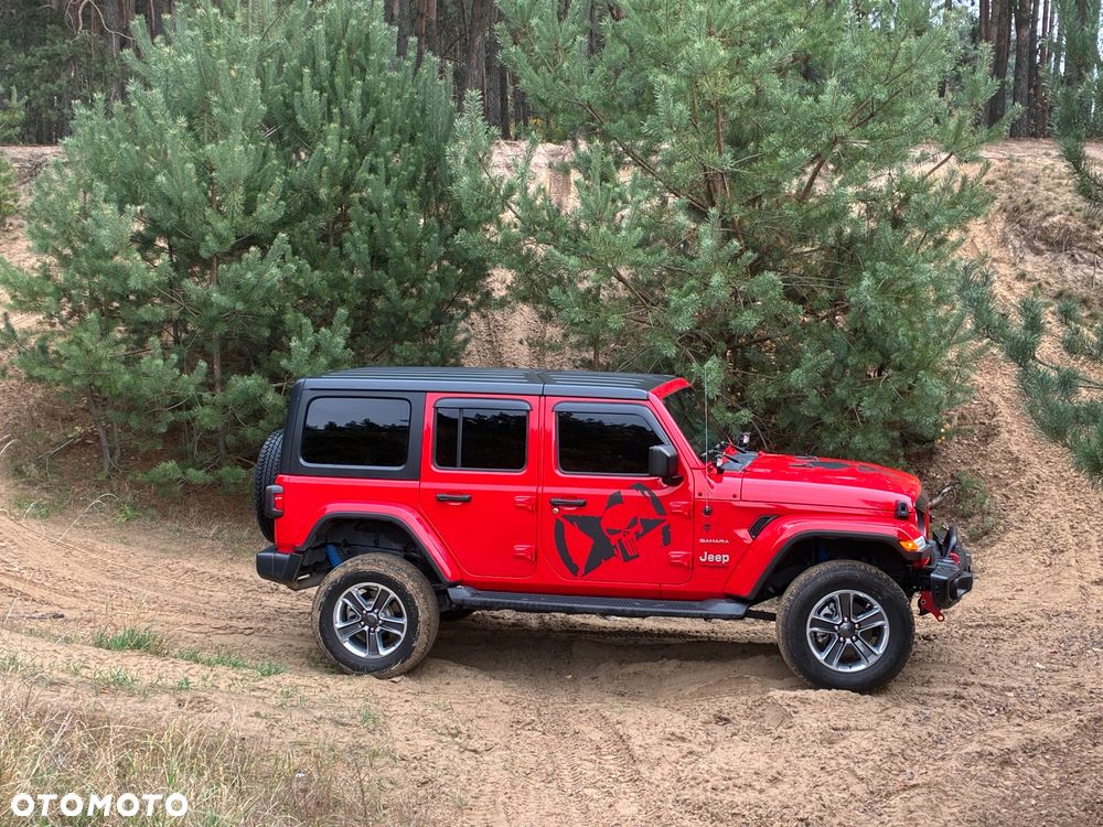 Jeep Wrangler Unlimited GME 2.0 Turbo Sahara - 8