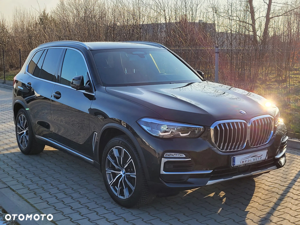 BMW X5 xDrive40i mHEV