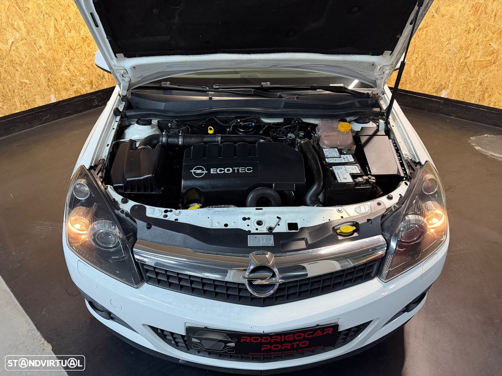 Opel Astra 1.3 Cdti GTC IVA Dedutivel - 28