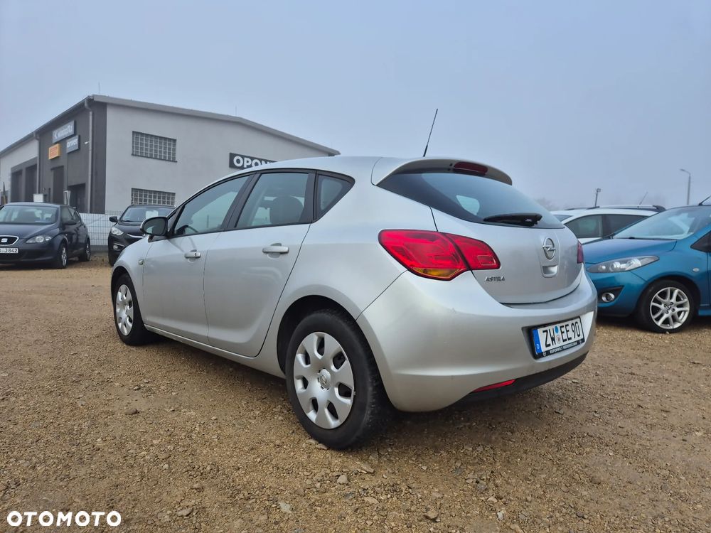 Opel Astra 1.6 Active - 4