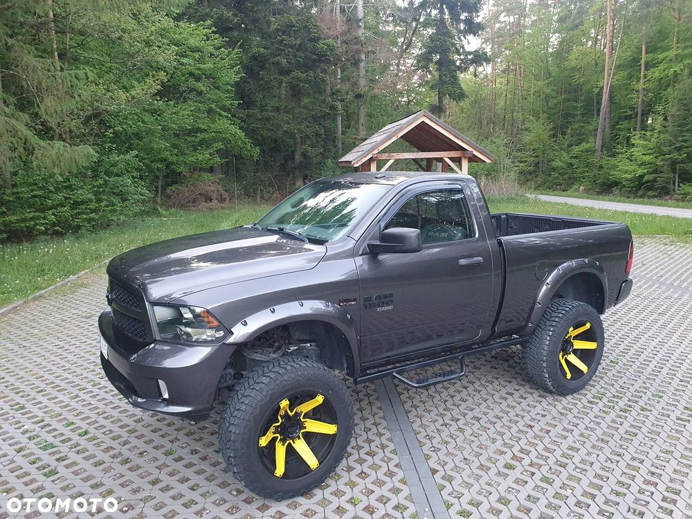 RAM 1500 - 21