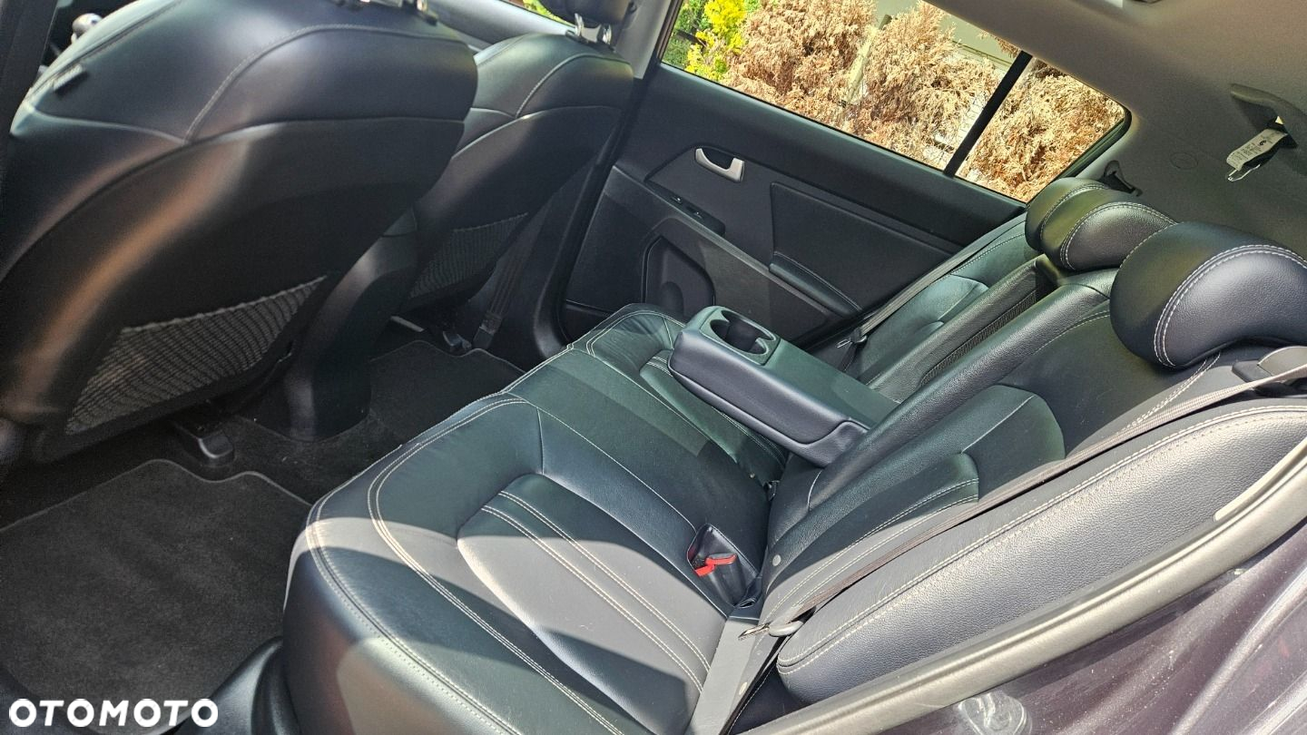 Kia Sportage 1.7 CRDI 2WD Dream-Team Edition - 20