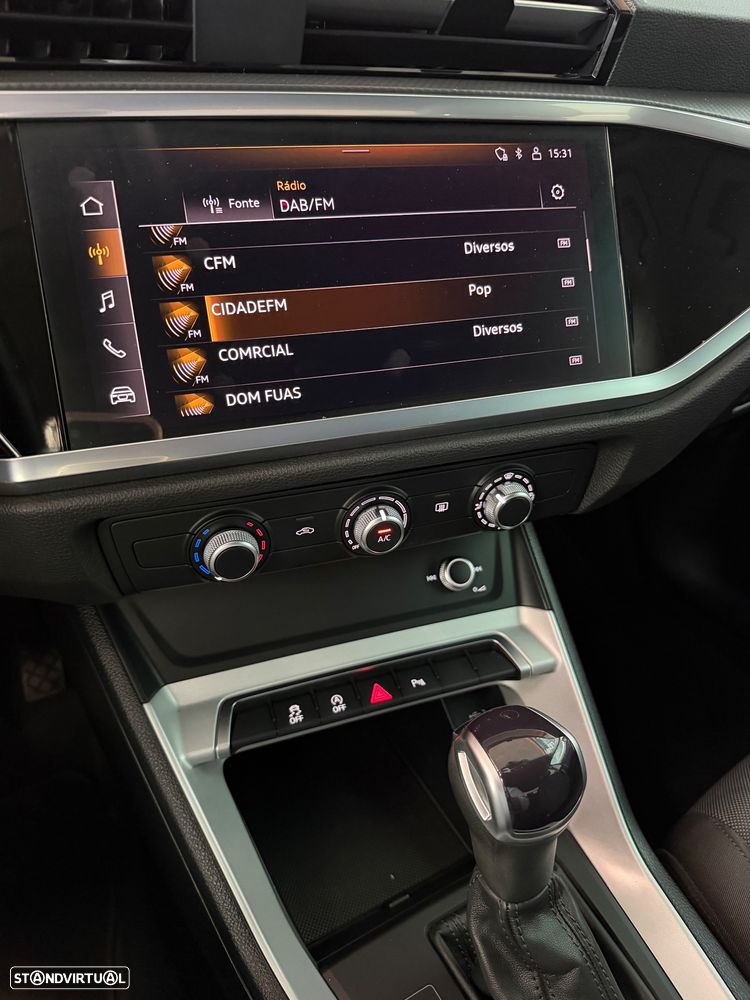 Audi Q3 35 TDI Advanced S tronic - 19