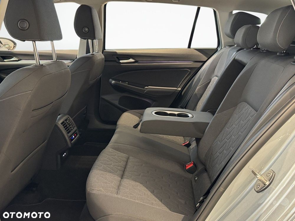 Volkswagen Golf Variant 1.5 eTSI mHEV Life DSG - 12