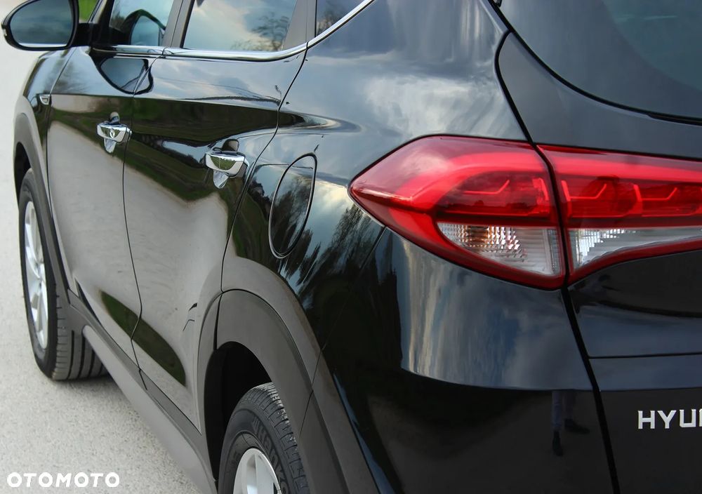 Hyundai Tucson blue 1.7 CRDi 2WD DCT Premium - 17