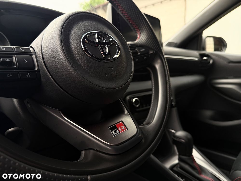 Toyota Yaris Hybrid 1.5 Executive - 36
