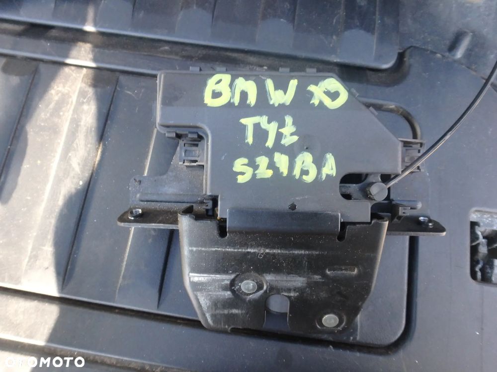 Silniczek wycieraczek tył BMW X5 E53 - 1