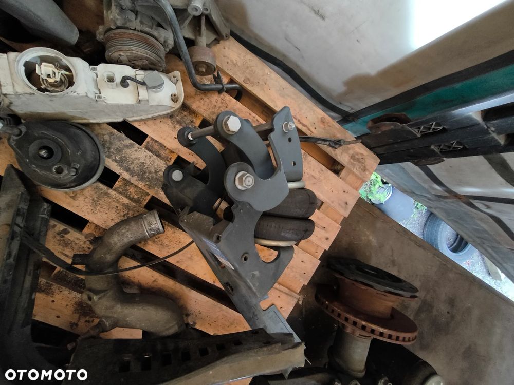 PODNOŚNIK OSI SCHMITZ WEWELER, mechanizm podnoszenia osi - 4