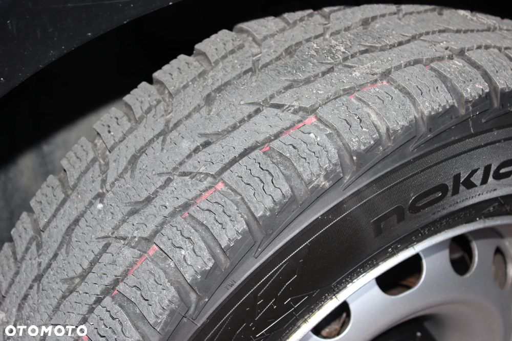 Peugeot PARTNER - 30