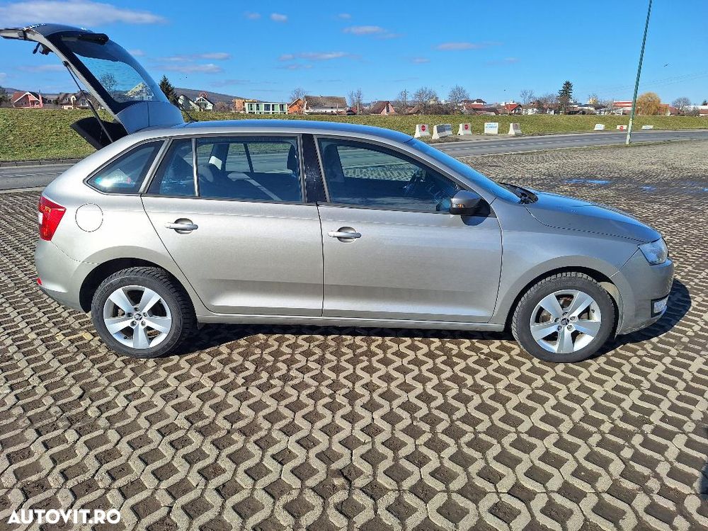 Skoda RAPID 1.2 TSI Ambition - 4