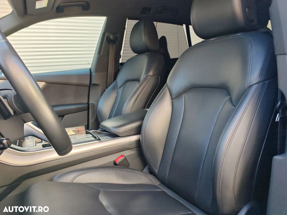 Audi Q8 - 14