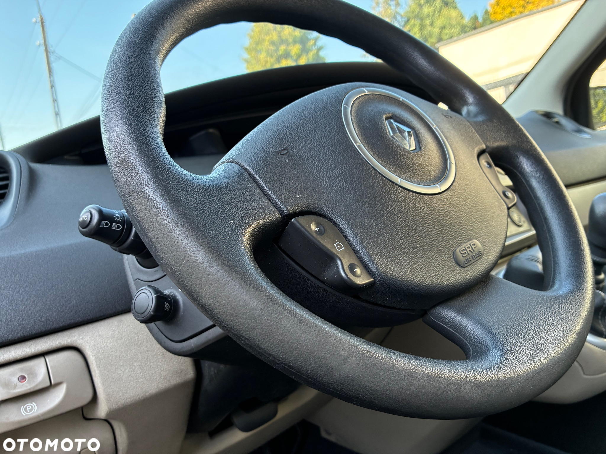 Renault Scenic 1.6 16V 110 Expression - 11