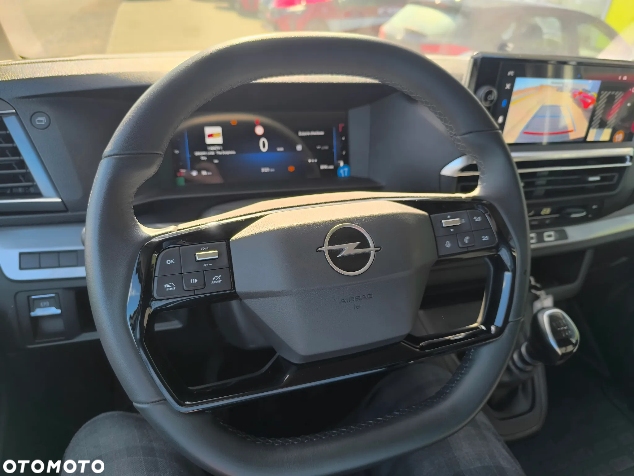 Opel VIVARO - 14