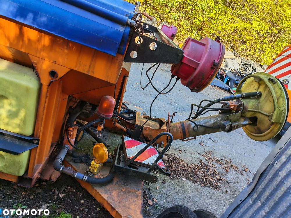Piaskarka Schmidt Kupper Weiser 5m3 HAK Kubota - 15
