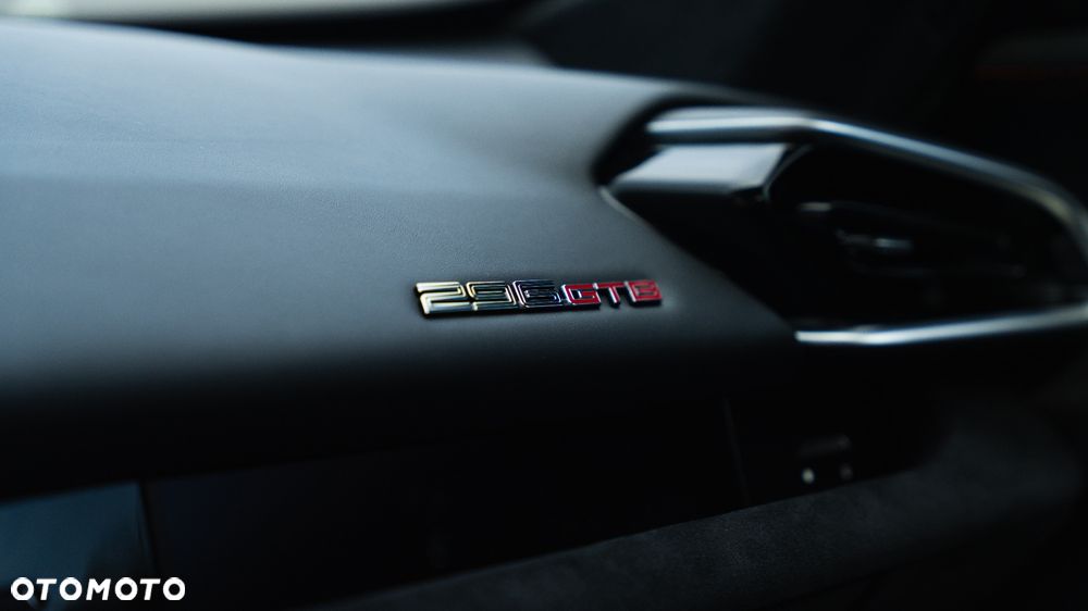 Ferrari 296 GTB - 17