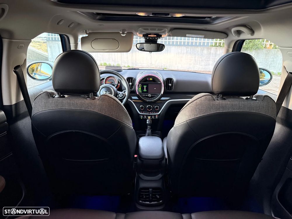 MINI Countryman Cooper SE ALL4 Auto - 31