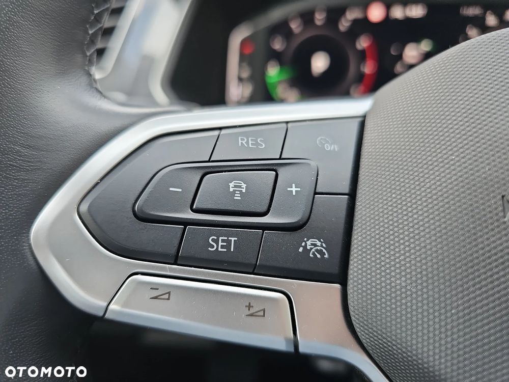 Volkswagen Tiguan Allspace 1.5 TSI EVO Elegance DSG - 17
