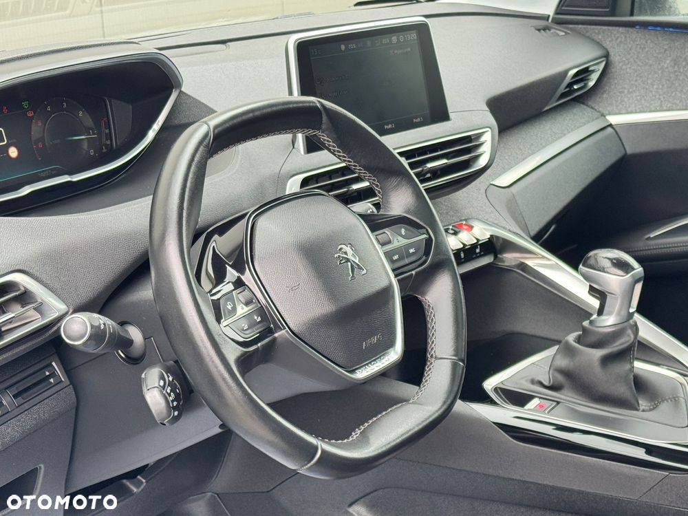 Peugeot 5008 2.0 BlueHDI Allure S&S - 10