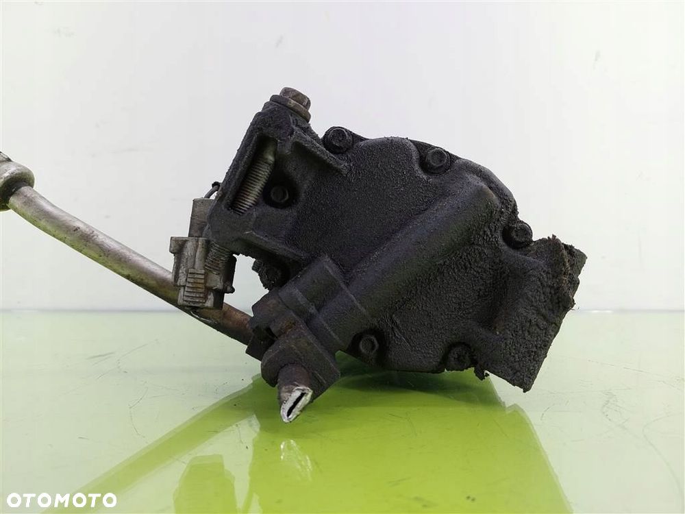 Sprężarka klimatyzacji Toyota Corolla Verso I 01-04 2,0 D4D 6350110121406 - 4