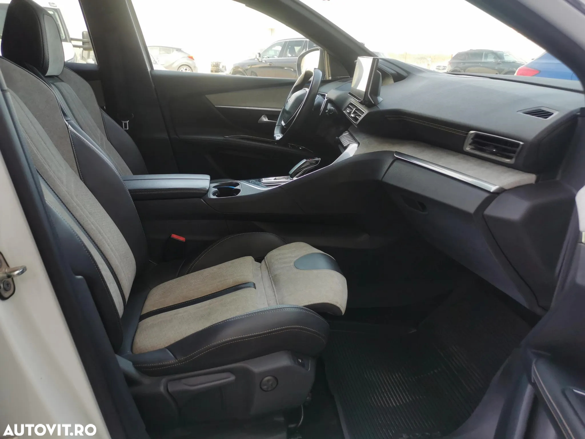 Peugeot 3008 PHEV EAT8 4X4 GT Pack - 15