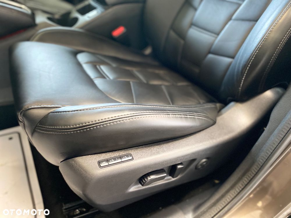 Nissan Qashqai 1.3 DIG-T TEKNA - 30