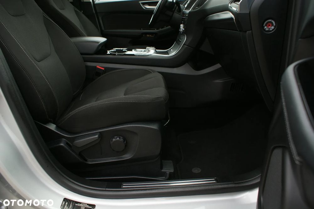 Ford S-Max 2.0 EcoBlue Titanium - 11