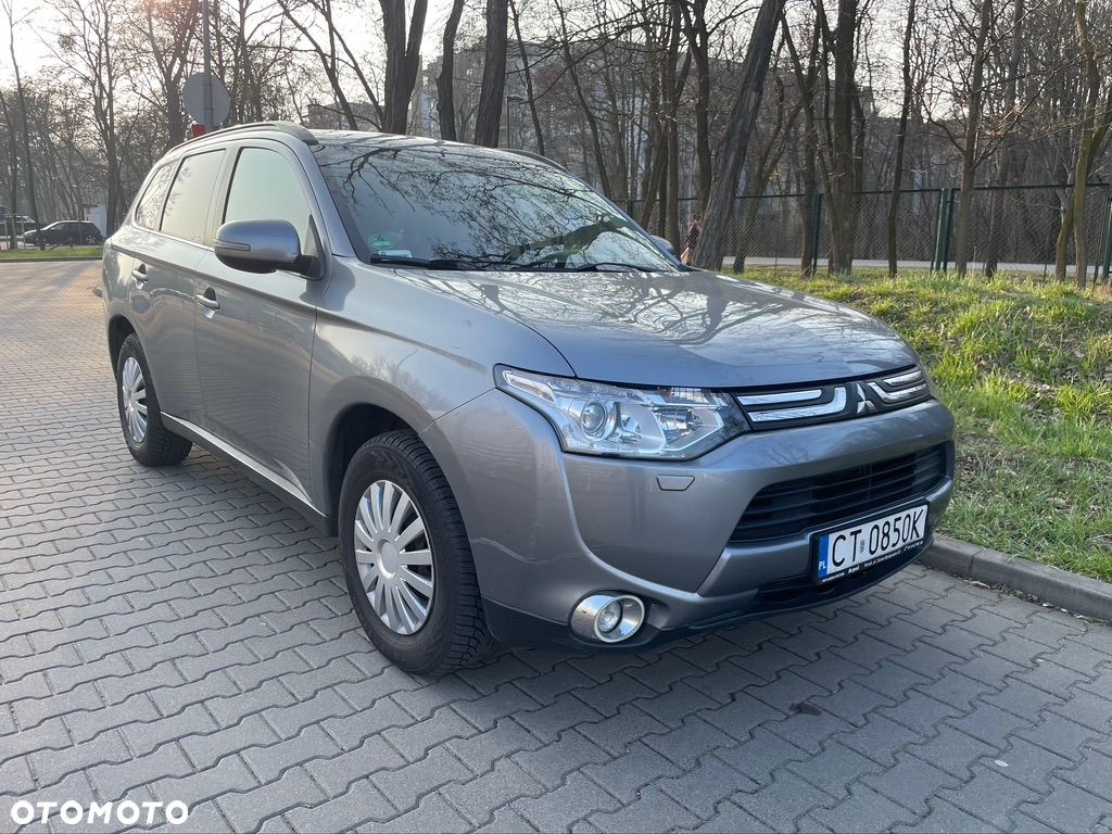 Mitsubishi Outlander 2.2 DID Intense + - 1