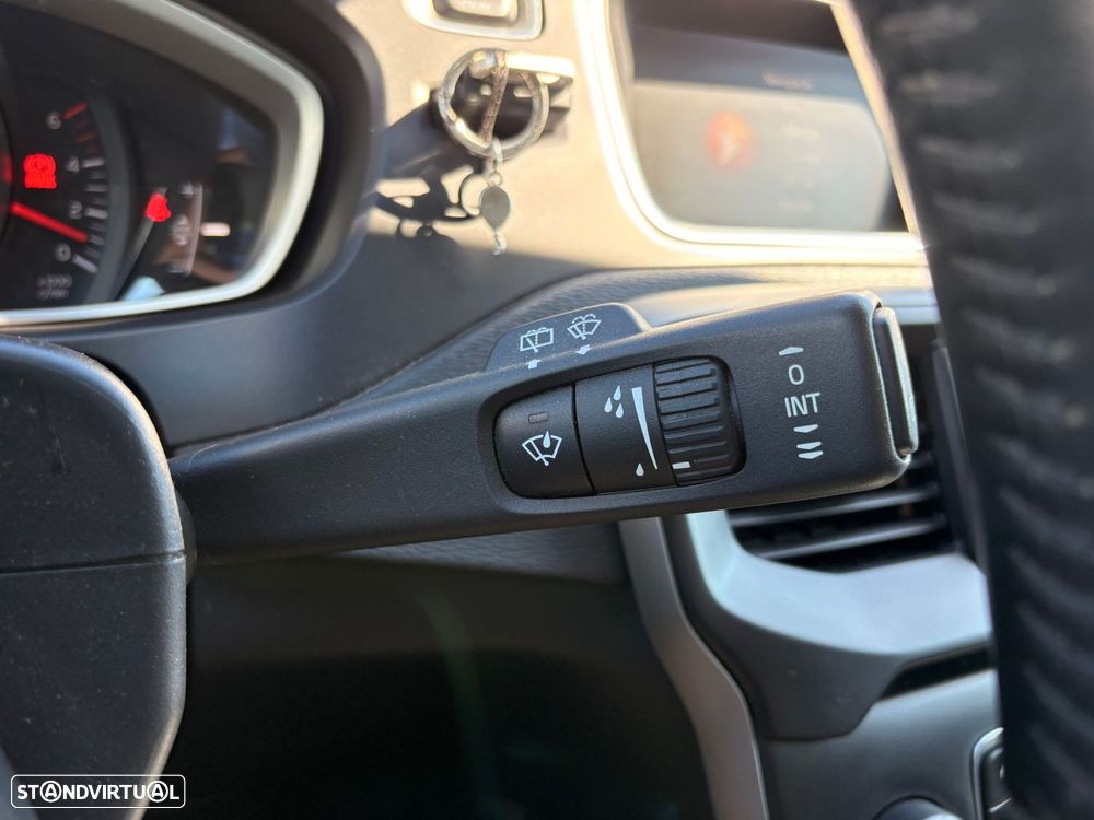 Volvo V40 2.0 D2 Inscription - 40