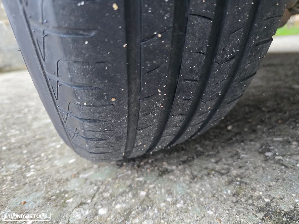 Hyundai H-1 Starex H1 2.5 CRDi SVX Longo - 14