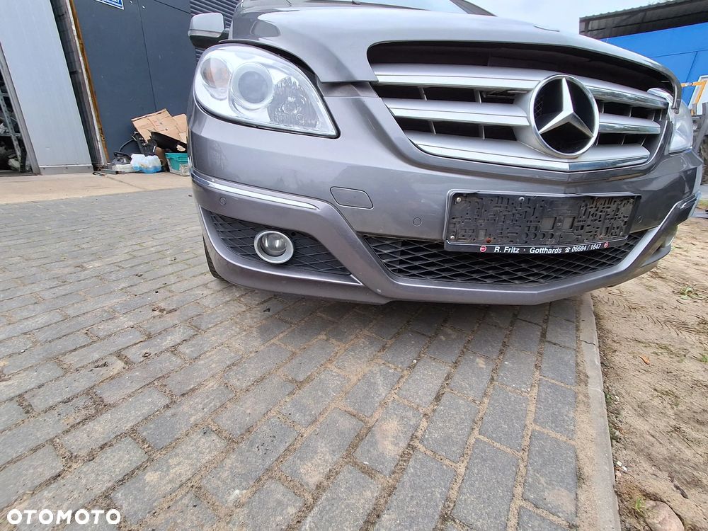 MERCEDES B-KLASA W245 PO LIFCIE PRZEDNIEI ZDERZAK PDC CHROM W KOLOR 787  DO MONTAŻU - 2