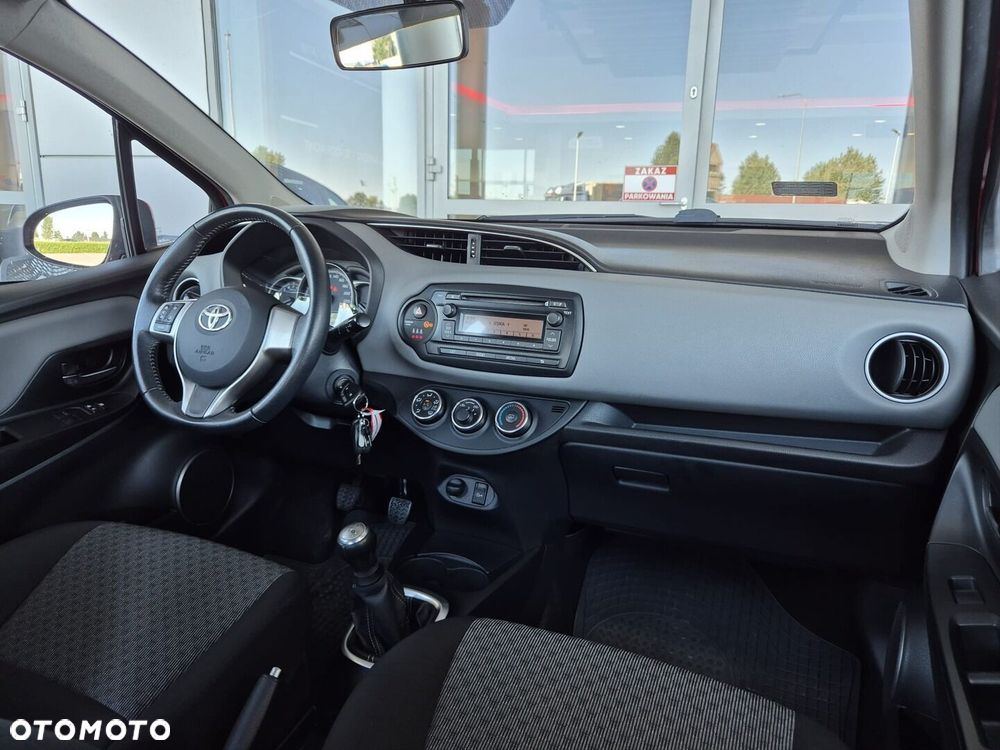 Toyota Yaris 1.0 Active EU6 - 12