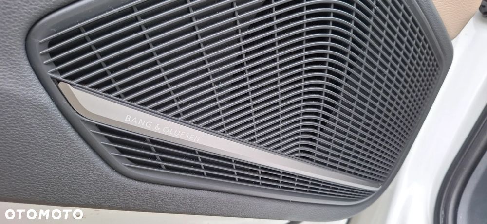 Audi A4 Limousine - 16