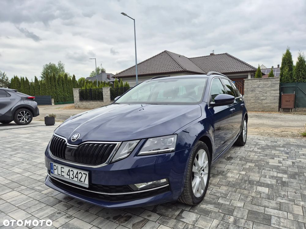 Skoda Octavia 1.6 TDI DSG Style - 2