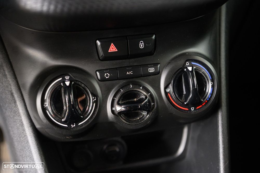 Peugeot 208 1.2 PureTech Style - 40