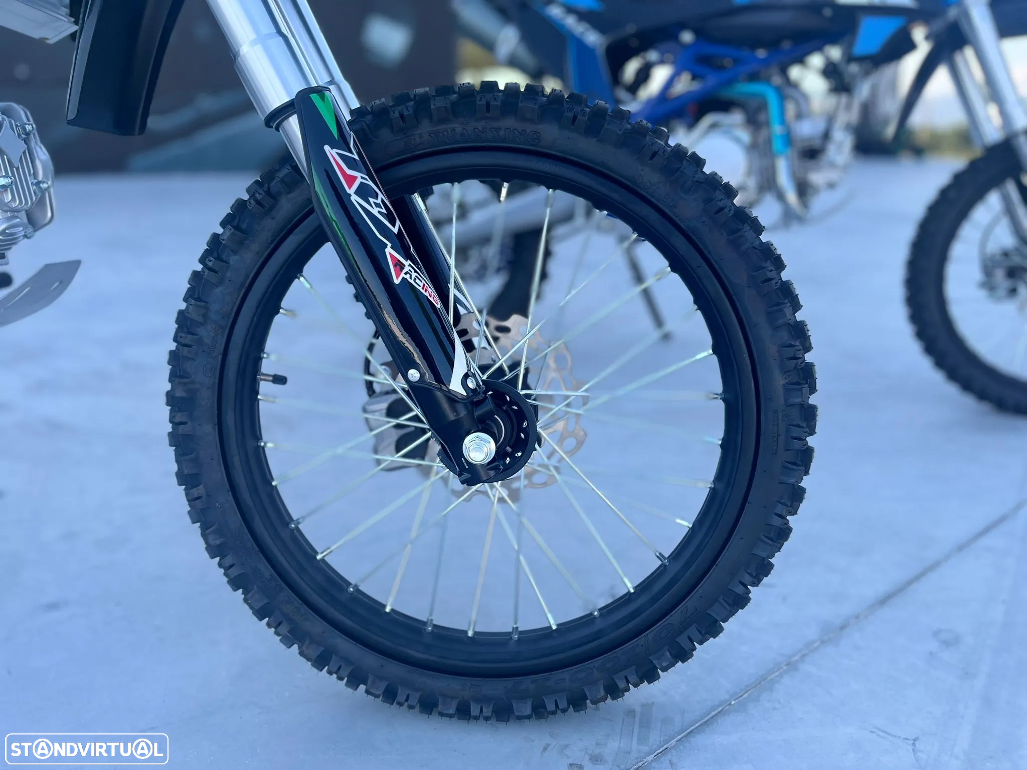 Tox Racing Volcano 140cc 17"/14" - 6
