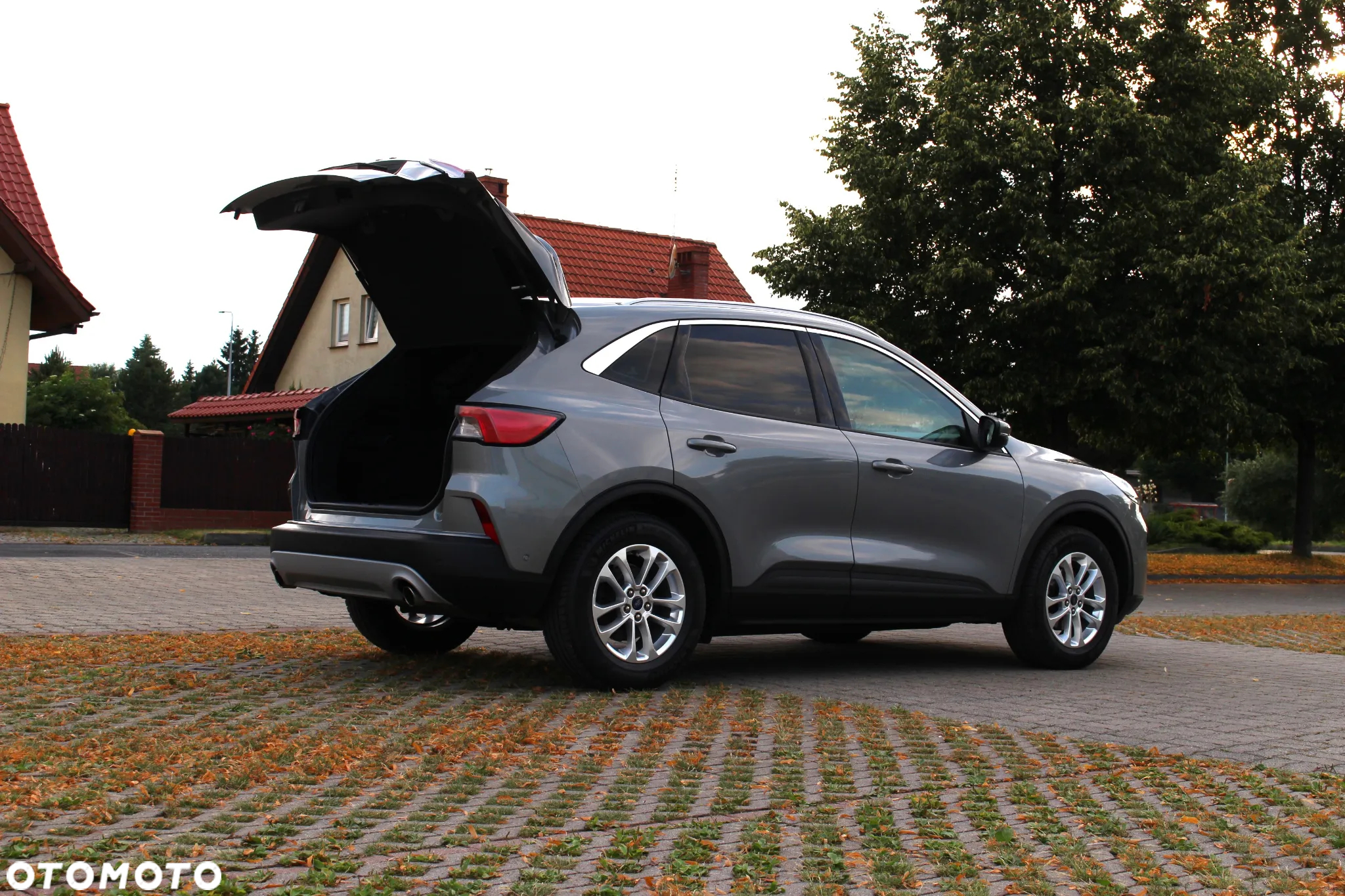 Ford Kuga 2.0 EcoBlue AWD Titanium X - 11