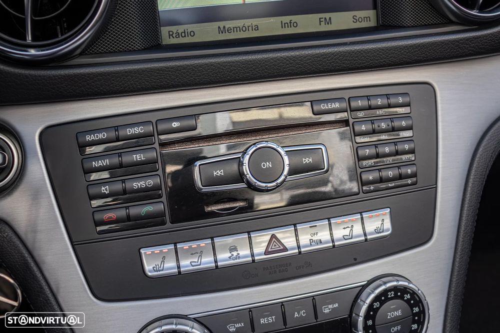 Mercedes-Benz SL 350 Standard - 18
