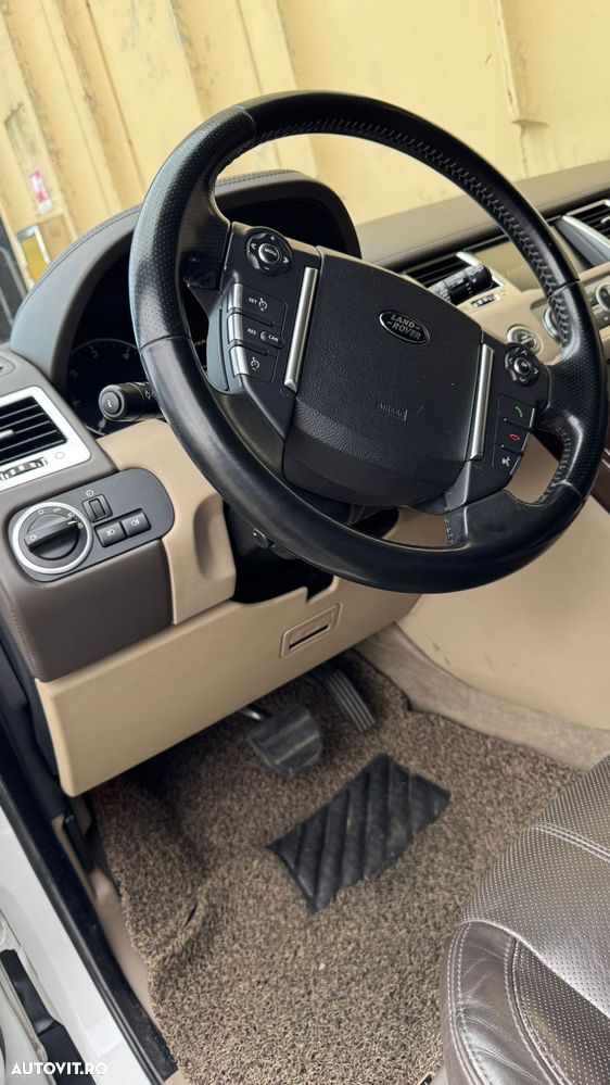 Land Rover Range Rover Sport 3.0 TDV6 HSE - 13