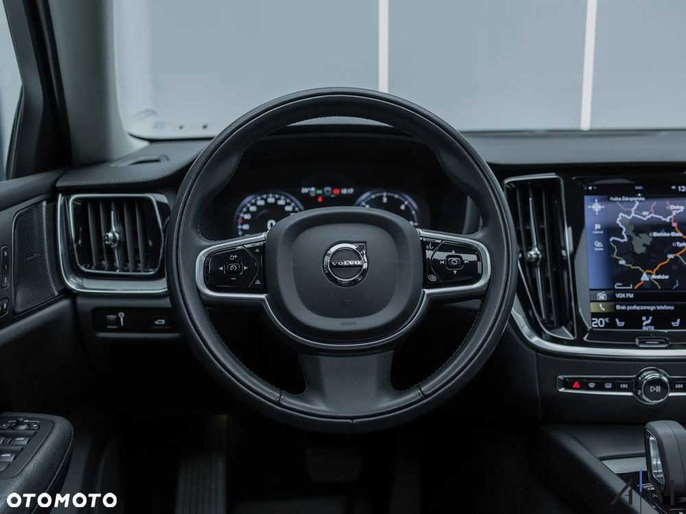 Volvo V60 Cross Country B4 D AWD Geartronic - 20