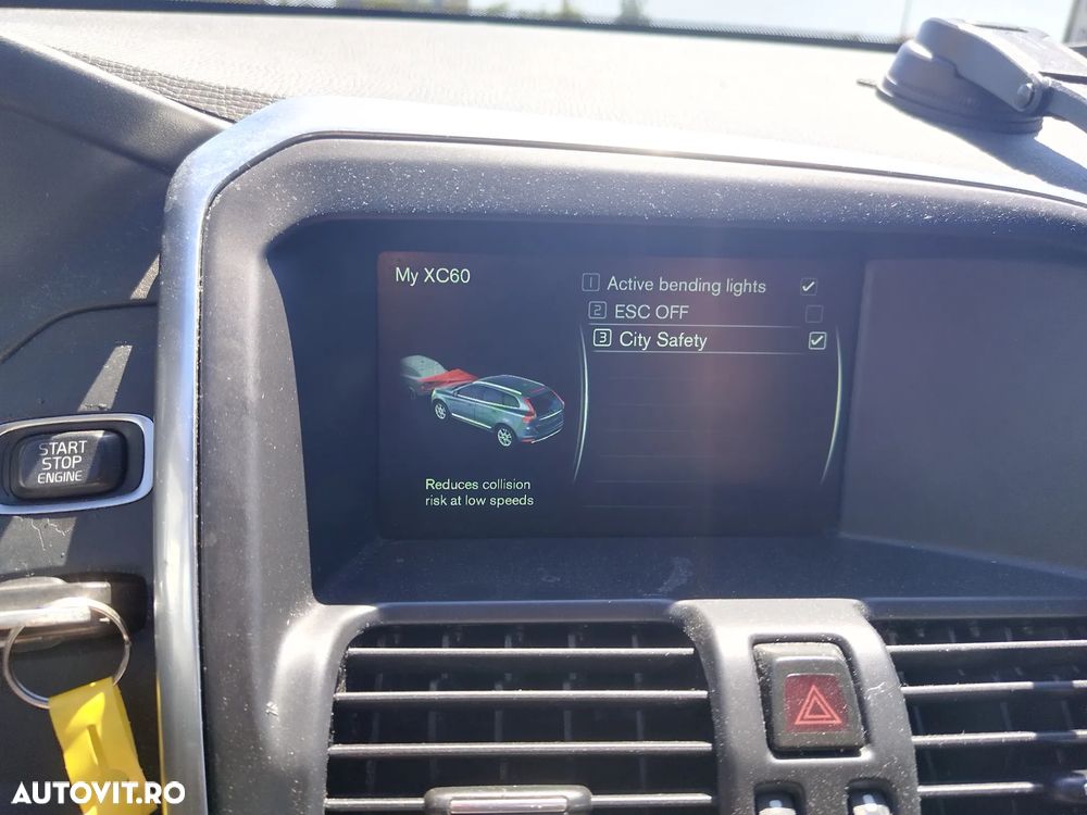 Volvo XC 60 - 28