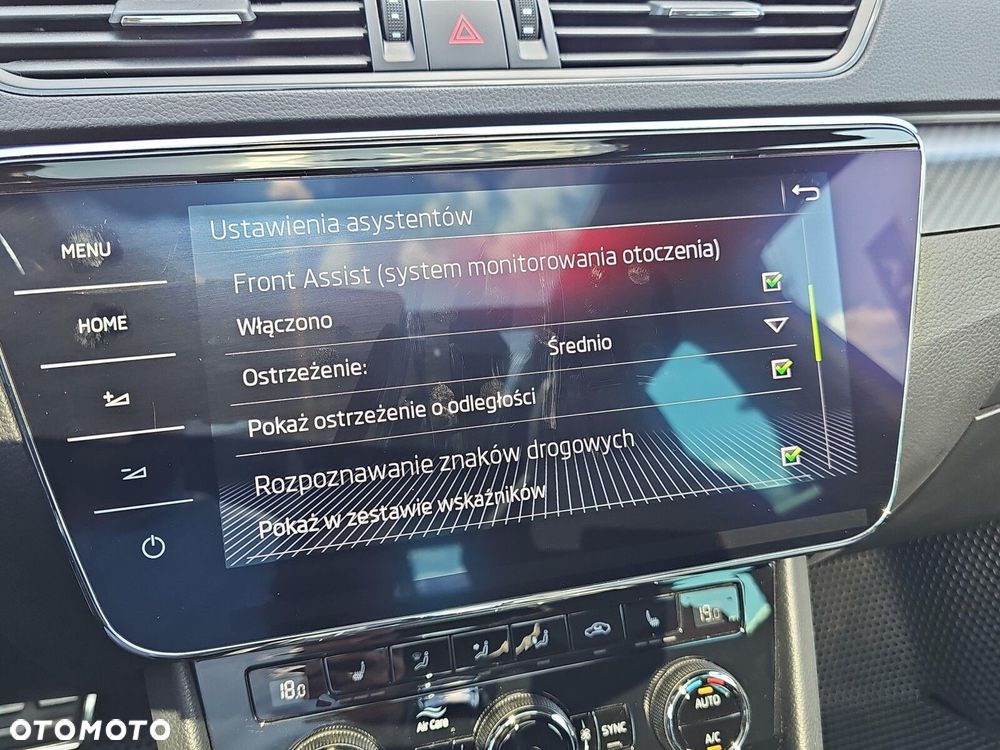 Skoda Superb 2.0 TDI SCR Sportline DSG - 21