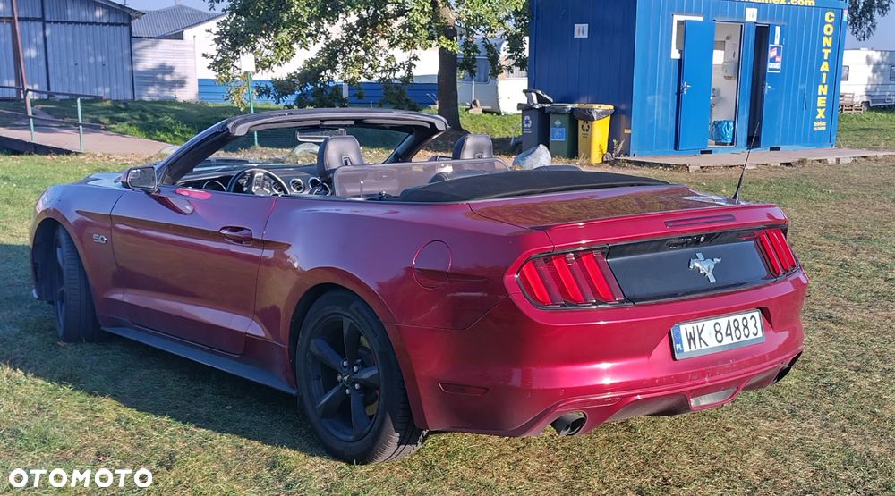 Ford Mustang - 2
